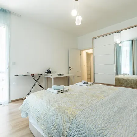 Finest 3br Downtown By Bulgarianhomes Lägenhet