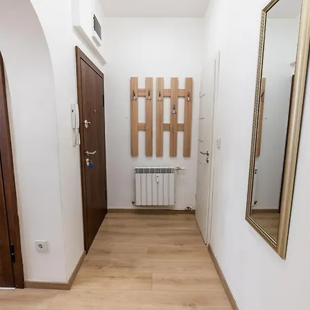 아파트 Finest 3br Downtown By Bulgarianhomes *